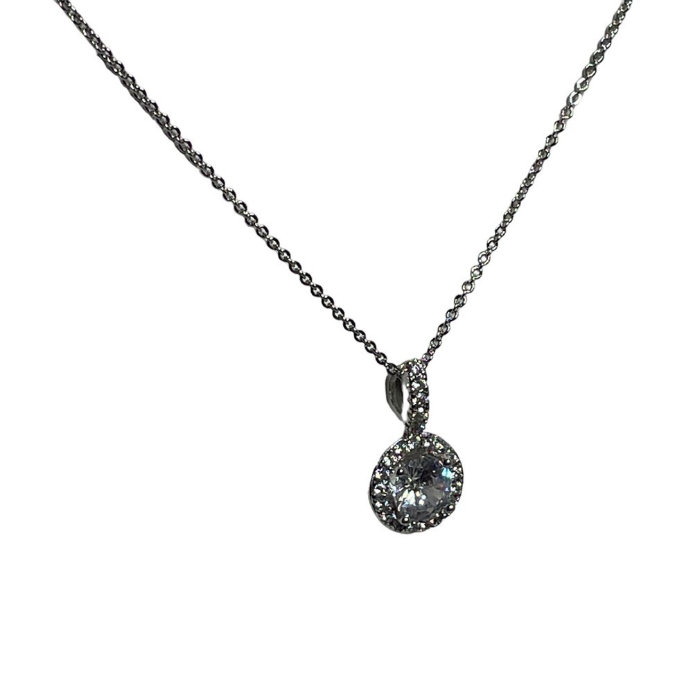 Pesmes pendant on chain NWOT - Picture 3 of 6